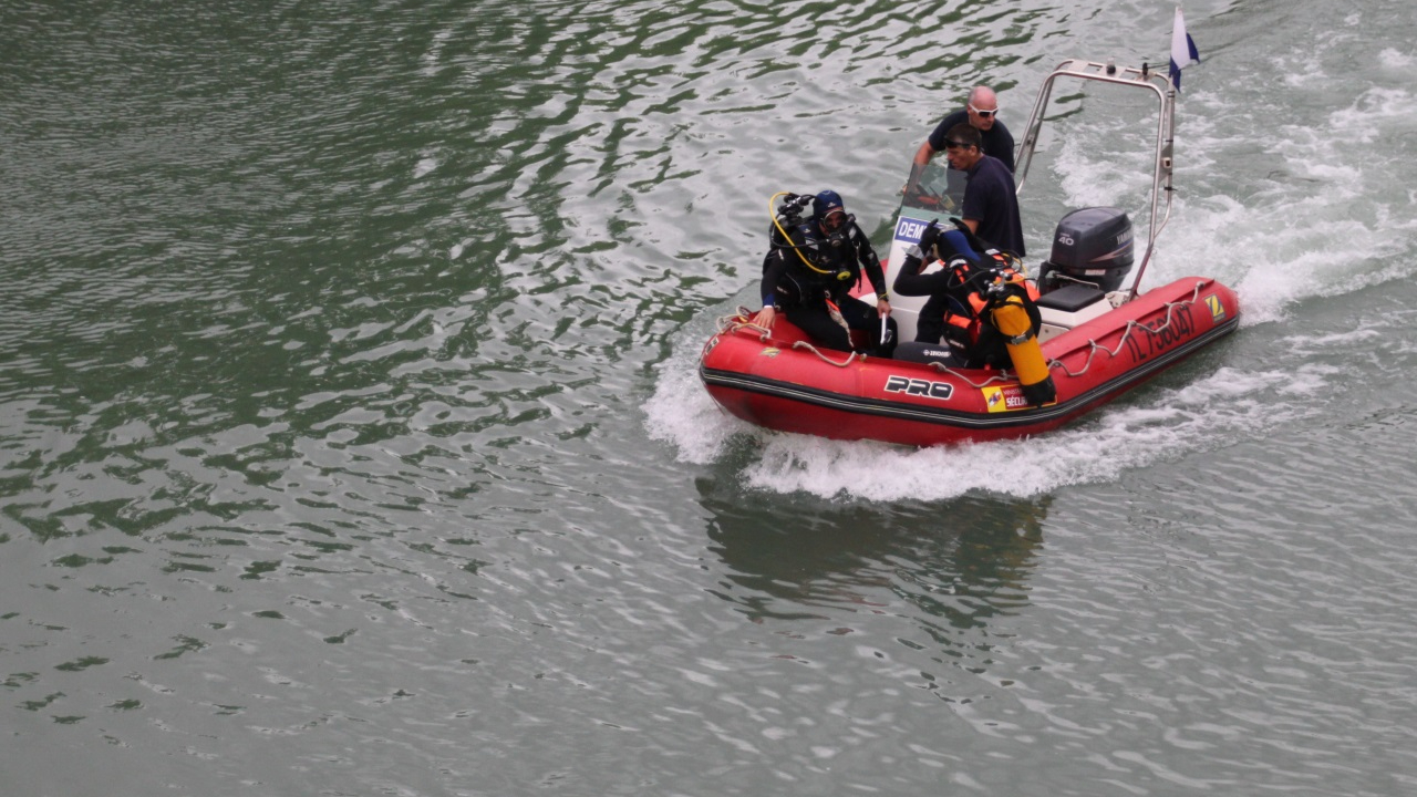 Un corps repêché près de Lyon Un corps repêché près de Lyon