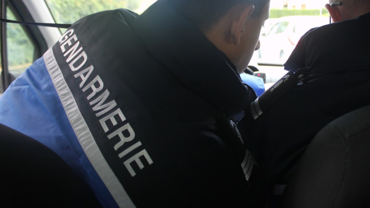 Un gendarme blessé près de Lyon Un gendarme blessé près de Lyon