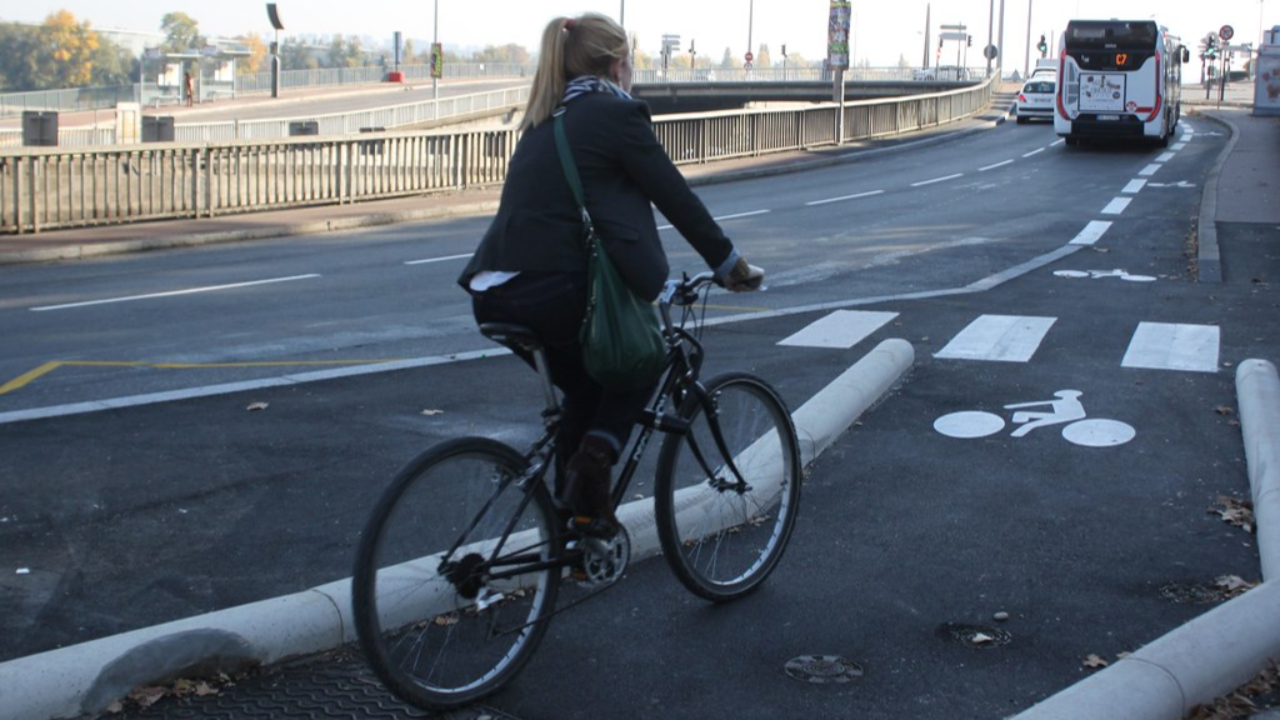 Un nouveau record de fréquentation de cyclistes à Lyon ! Un nouveau record de fréquentation de cyclistes à Lyon !