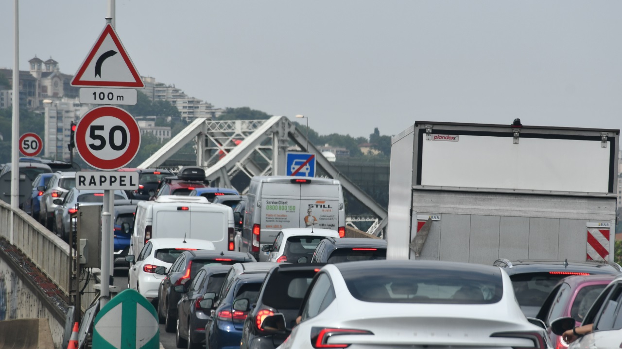 Vacances de f&eacute;vrier : circulation difficile attendue ce week-end en Auvergne-Rh&ocirc;ne-Alpes