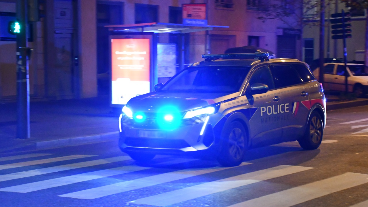 Vénissieux : trois blessés dans une fusillade devant un restaurant, un pronostic vital engagé Vénissieux : trois blessés dans une fusillade devant un restaurant, un pronostic vital engagé