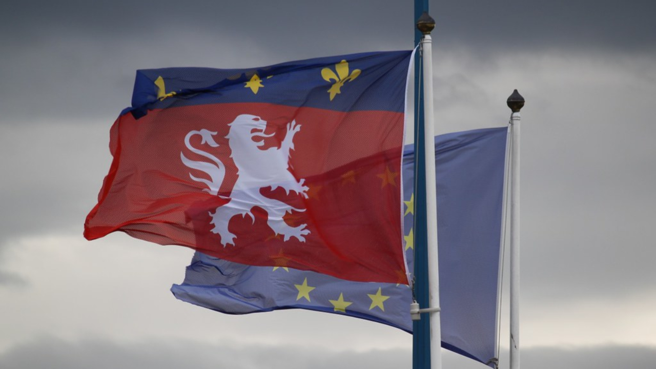 Vents violents : les grands parcs et cimetières de Lyon fermés ce jeudi matin Vents violents : les grands parcs et cimetières de Lyon fermés ce jeudi matin