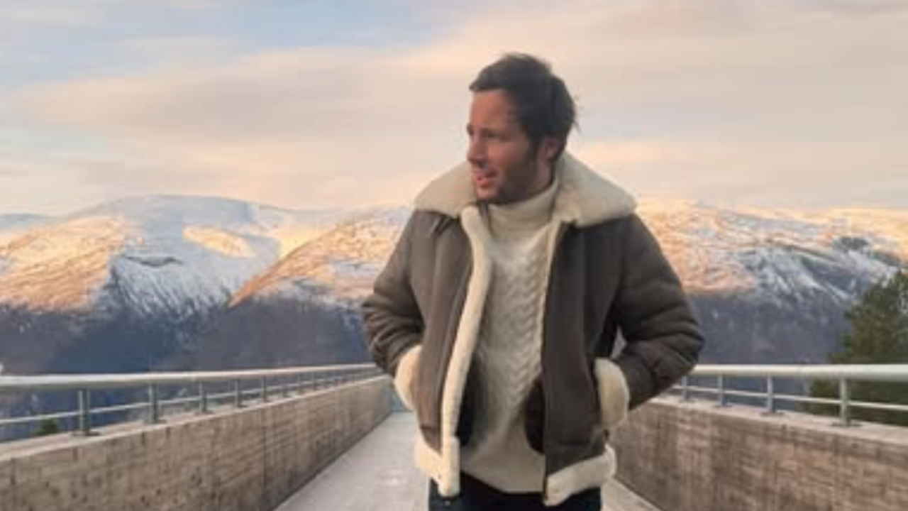 Vianney rend un vibrant hommage à Elias, tragiquement disparu en janvier 2025 Vianney rend un vibrant hommage à Elias, tragiquement disparu en janvier 2025