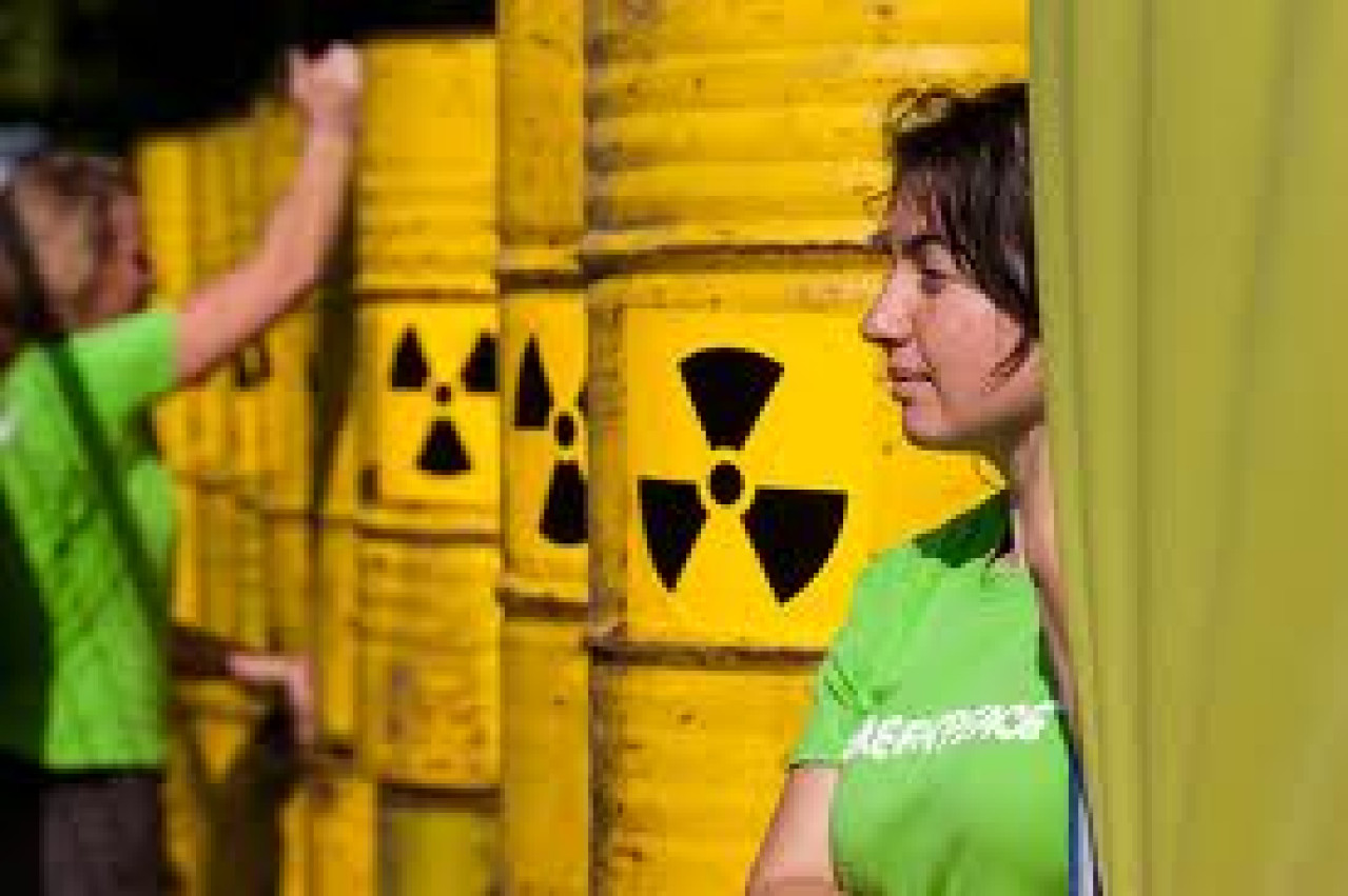 Quatre &agrave; six mois de prison avec sursis requis &agrave; l&rsquo;encontre de deux militants de Greenpeace