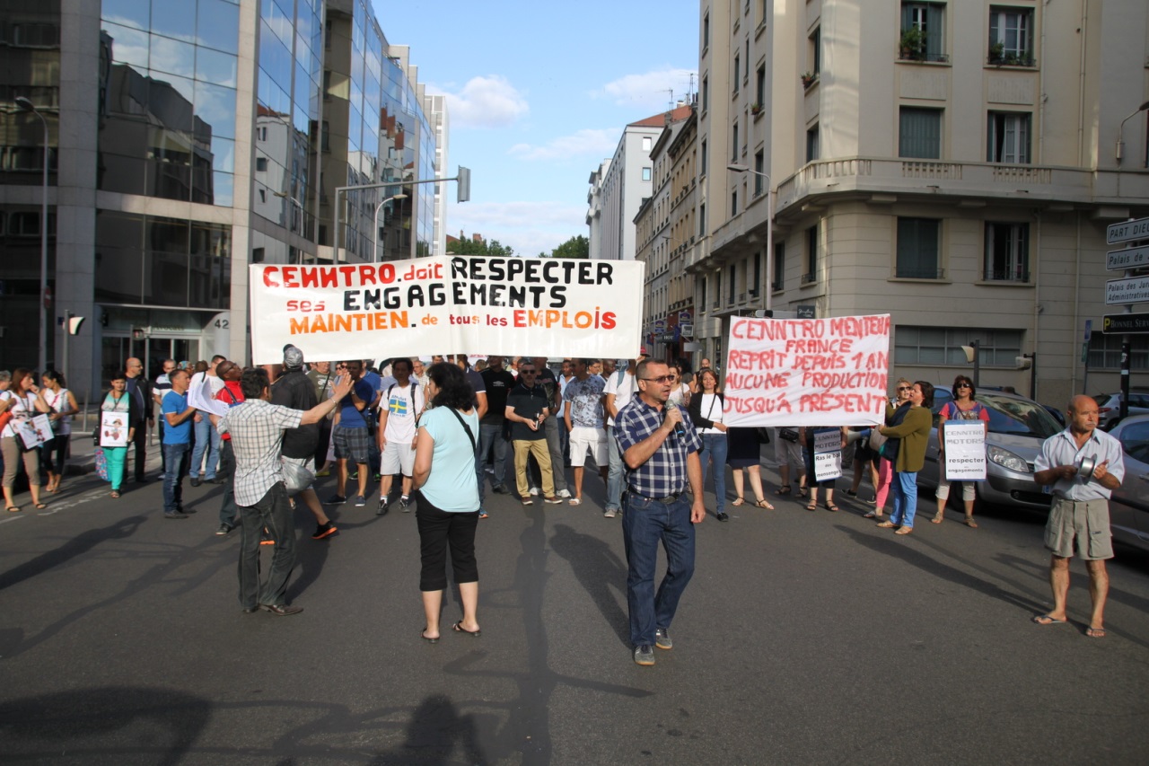 Cenntro Motors : les salariés montrent les crocs Cenntro Motors : les salariés montrent les crocs