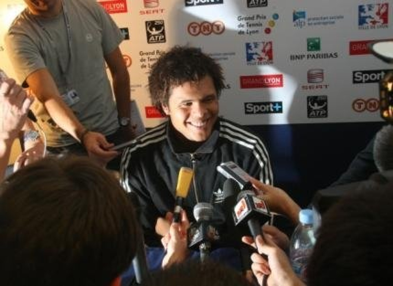 Jo-Wilfried Tsonga participera à un camp de tennis à Lyon en juillet prochain Jo-Wilfried Tsonga participera à un camp de tennis à Lyon en juillet prochain