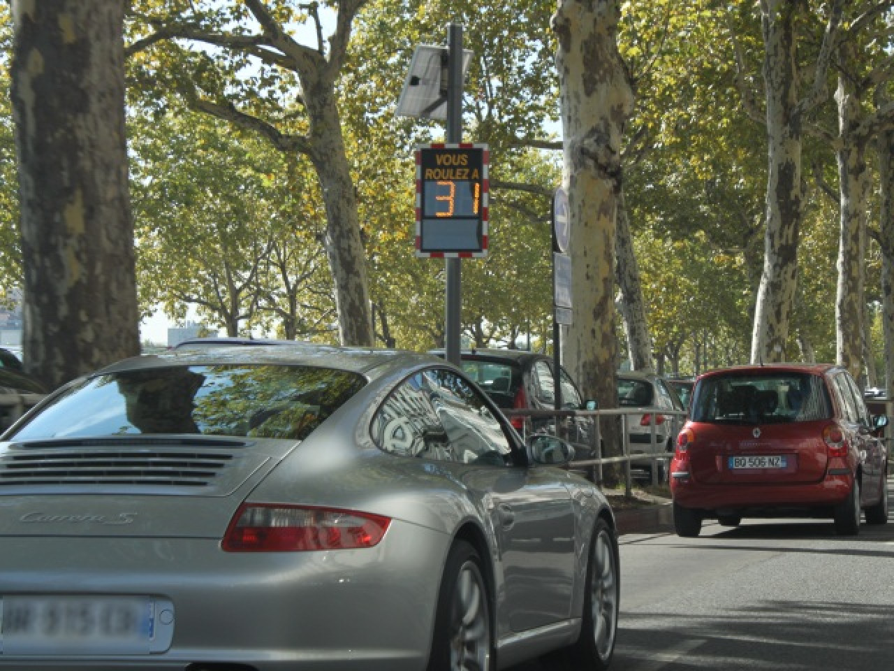 Avec Diliduc, une société lyonnaise veut inventer le réseau social des automobilistes Avec Diliduc, une société lyonnaise veut inventer le réseau social des automobilistes