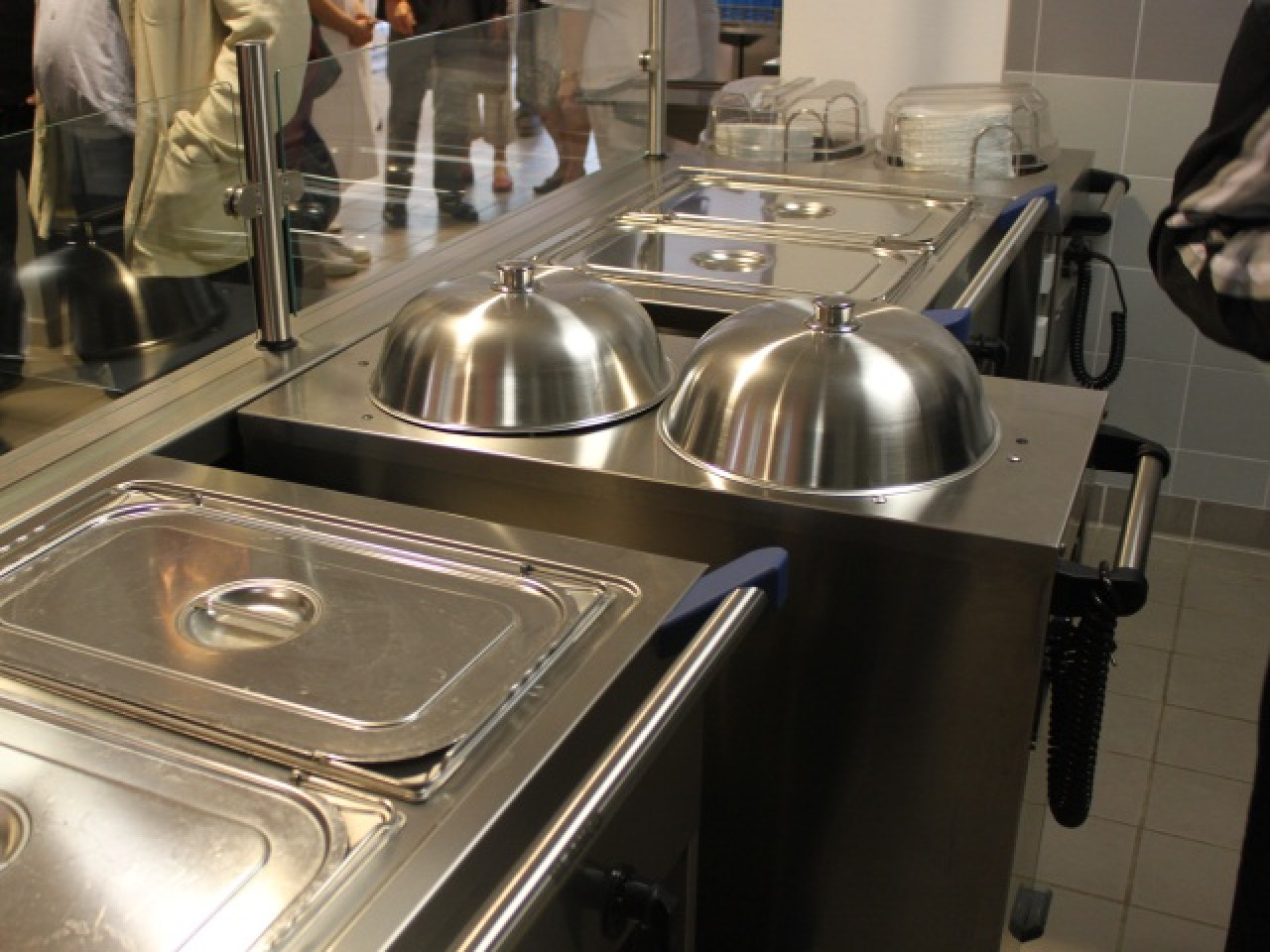 Lyon : les enfants allergiques devront apporter leurs repas, les parents inquiets Lyon : les enfants allergiques devront apporter leurs repas, les parents inquiets