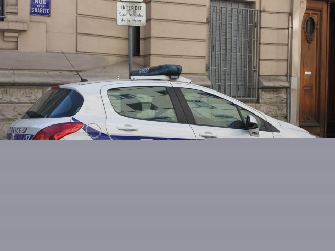 Meyzieu : ils vident des extincteurs dans une cr&egrave;che