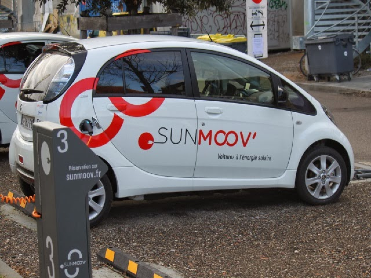 Lyon : le service d'autopartage Sunmoov' s'arrête sans faire de vague Lyon : le service d'autopartage Sunmoov' s'arrête sans faire de vague