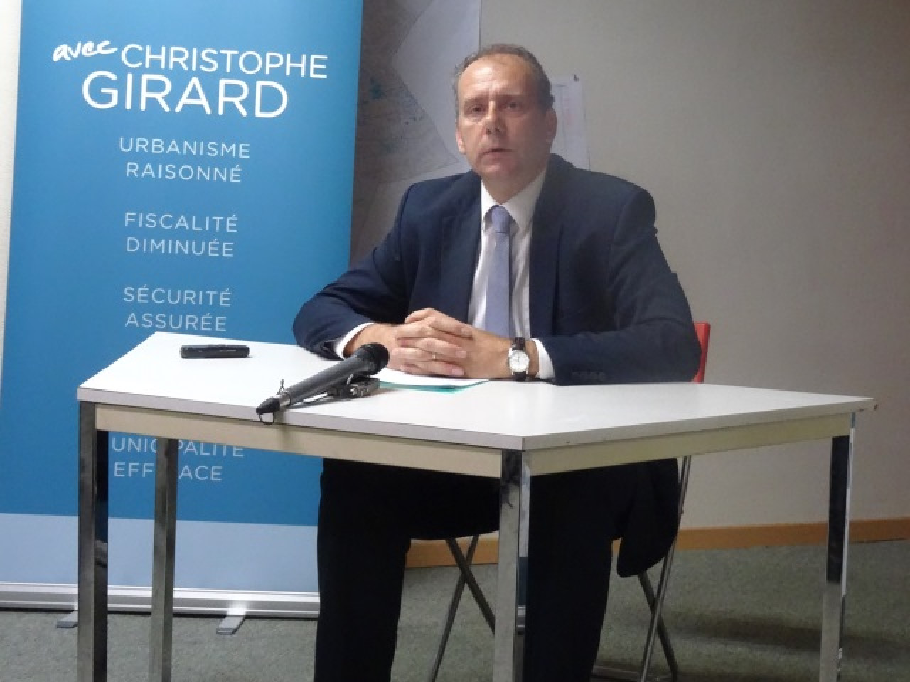 Vénissieux : Christophe Girard dénonce le refus de la police d'enregistrer des plaintes Vénissieux : Christophe Girard dénonce le refus de la police d'enregistrer des plaintes