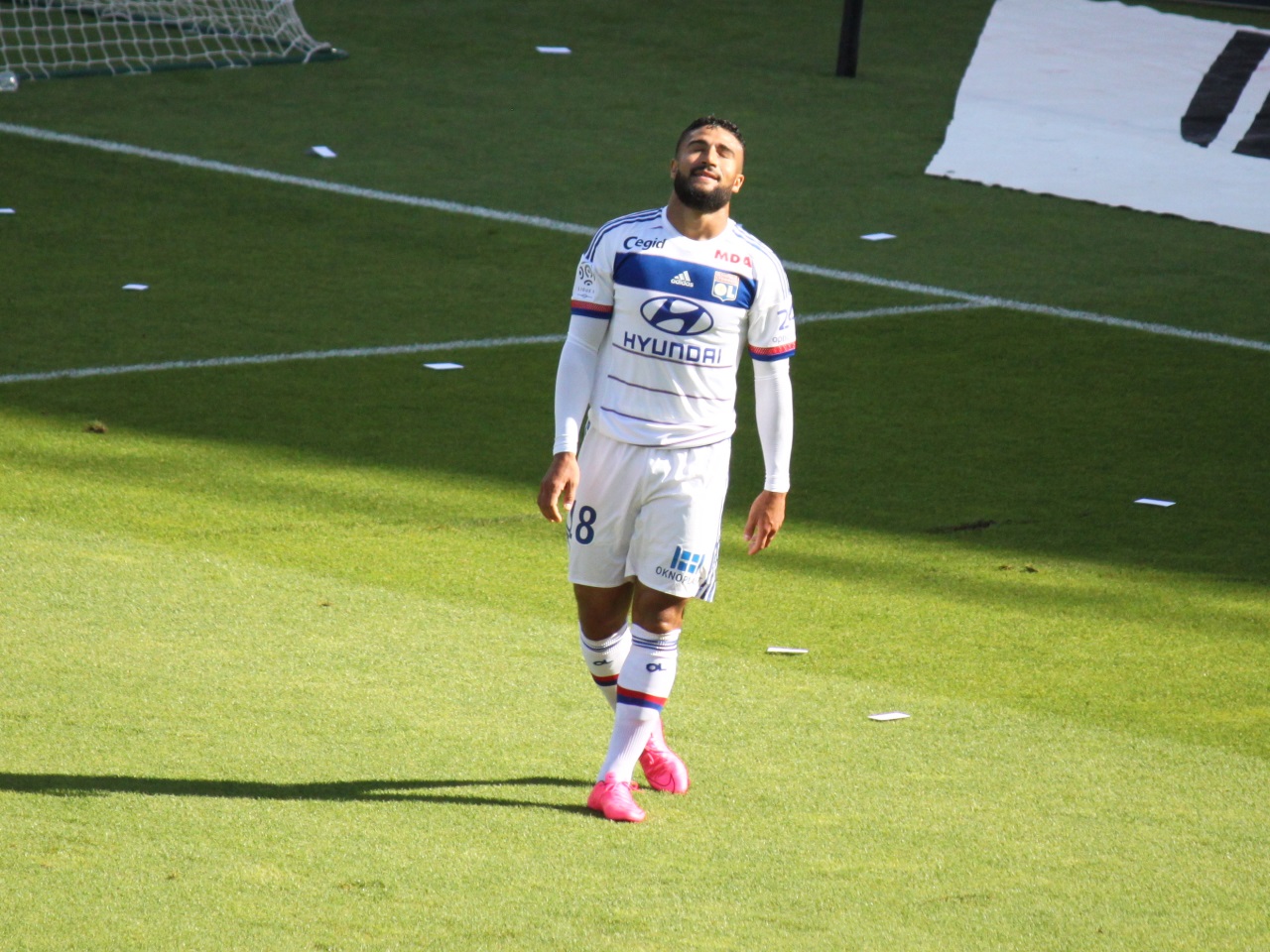 Rupture des ligaments croisés pour Nabil Fekir... Rupture des ligaments croisés pour Nabil Fekir...