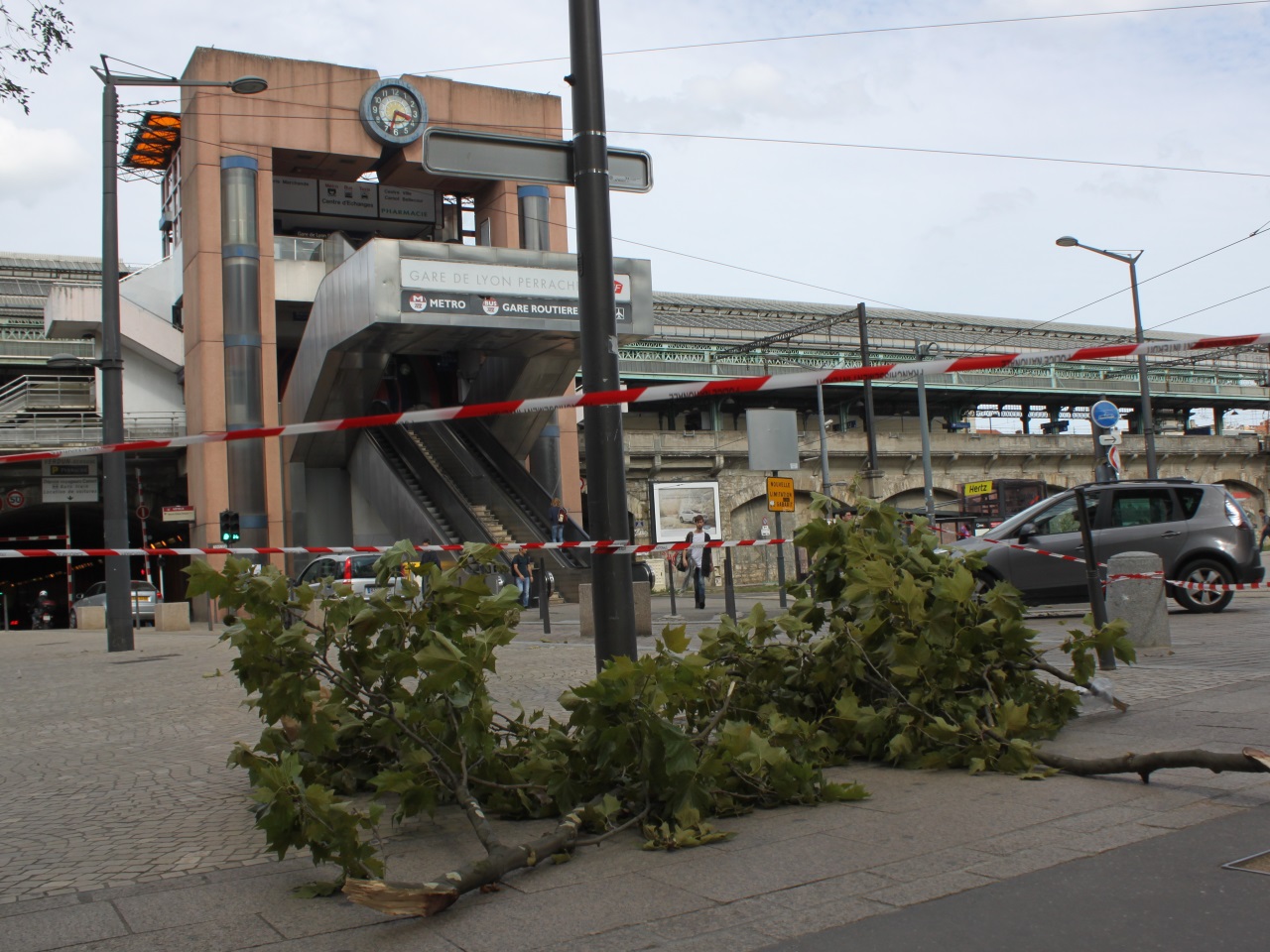 Rh&ocirc;ne : plus d'une centaine d'interventions li&eacute;es au vent