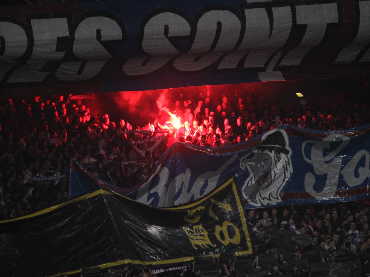 OL : les Bad Gones organiseront une quête pour le stadier blessé OL : les Bad Gones organiseront une quête pour le stadier blessé