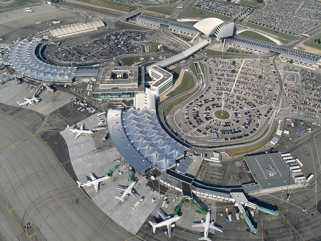 A&eacute;roport Saint-Exup&eacute;ry : les recours des exploitants de parkings priv&eacute;s rejet&eacute;s