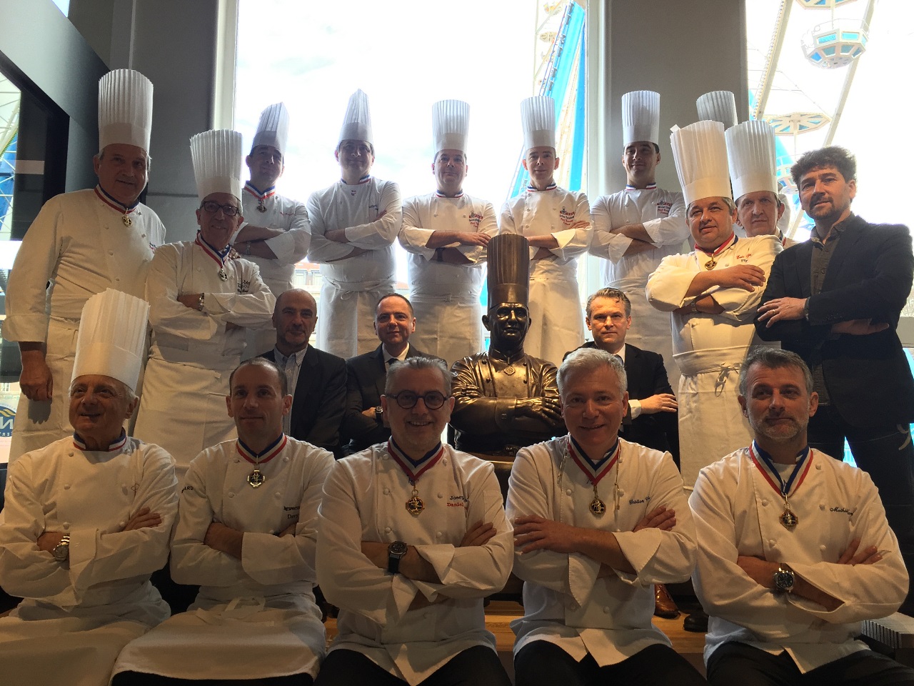 Un buste de Bocuse dévoilé au pavillon d’OnlyLyon Un buste de Bocuse dévoilé au pavillon d’OnlyLyon