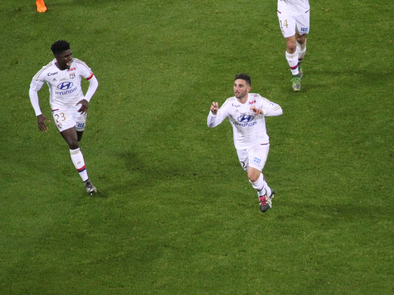 L'OL s'impose à Angers (0-3) L'OL s'impose à Angers (0-3)