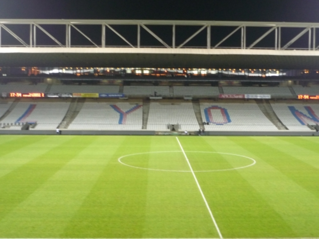 400 enfants au stade de Gerland 400 enfants au stade de Gerland