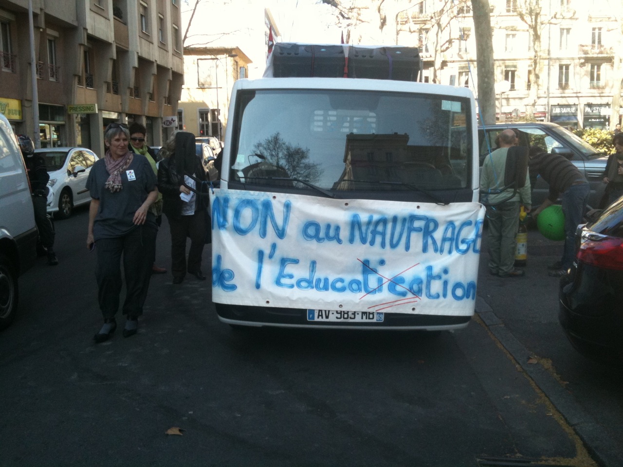 700 professeurs ont manifest&eacute; lundi &agrave; Lyon
