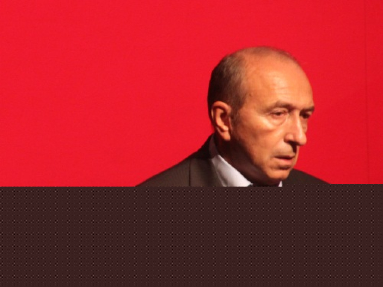 Affaire DSK: Collomb pr&ocirc;ne la patience