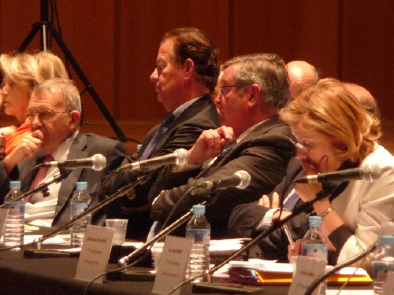 Conseil Général : le dossier des transports envenime les débats Conseil Général : le dossier des transports envenime les débats