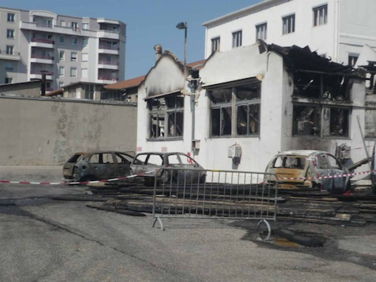Des camions partent en fum&eacute;e &agrave; Givors