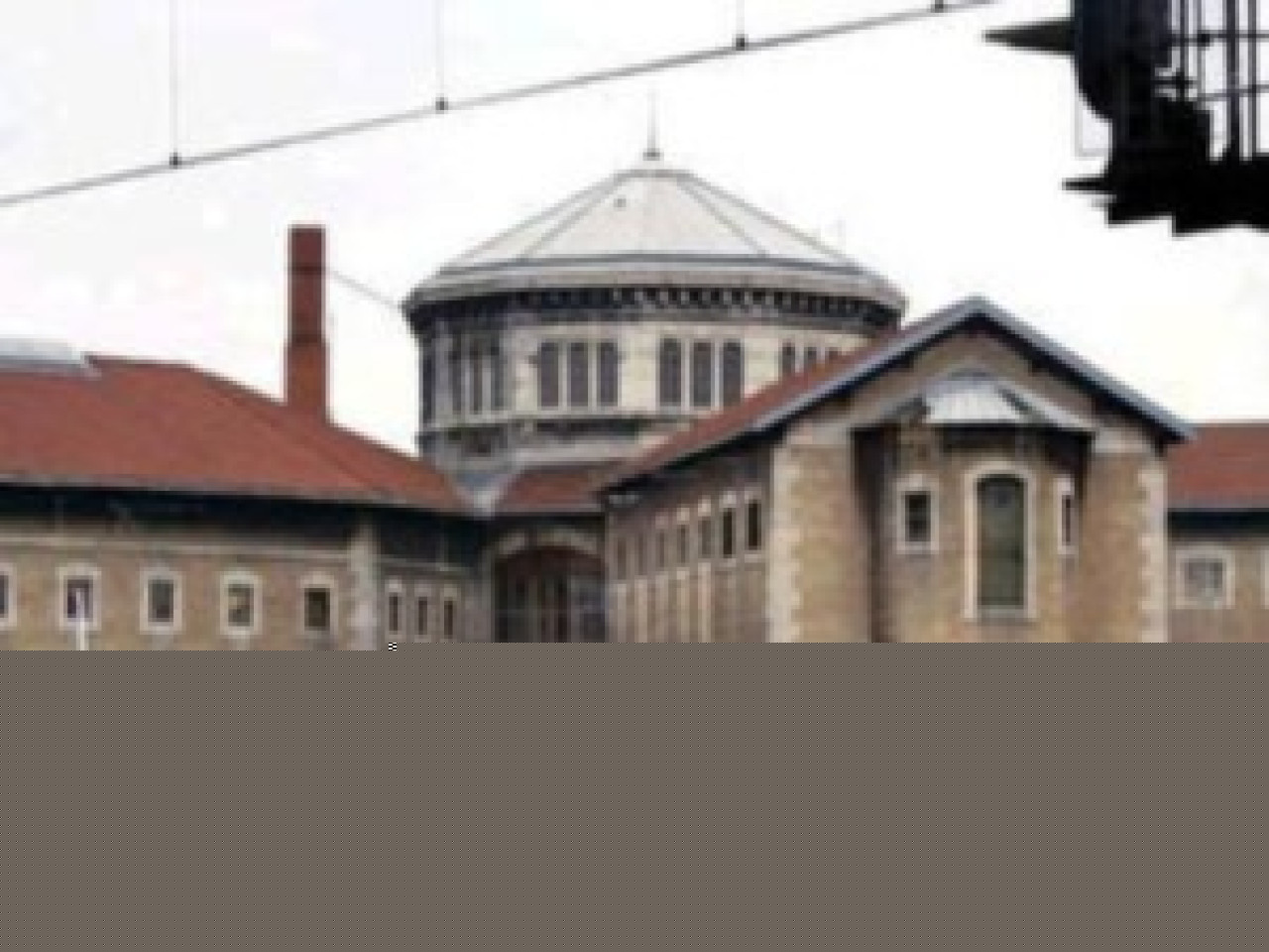 Deux Lyonnais auprès du contrôleur de prison Deux Lyonnais auprès du contrôleur de prison