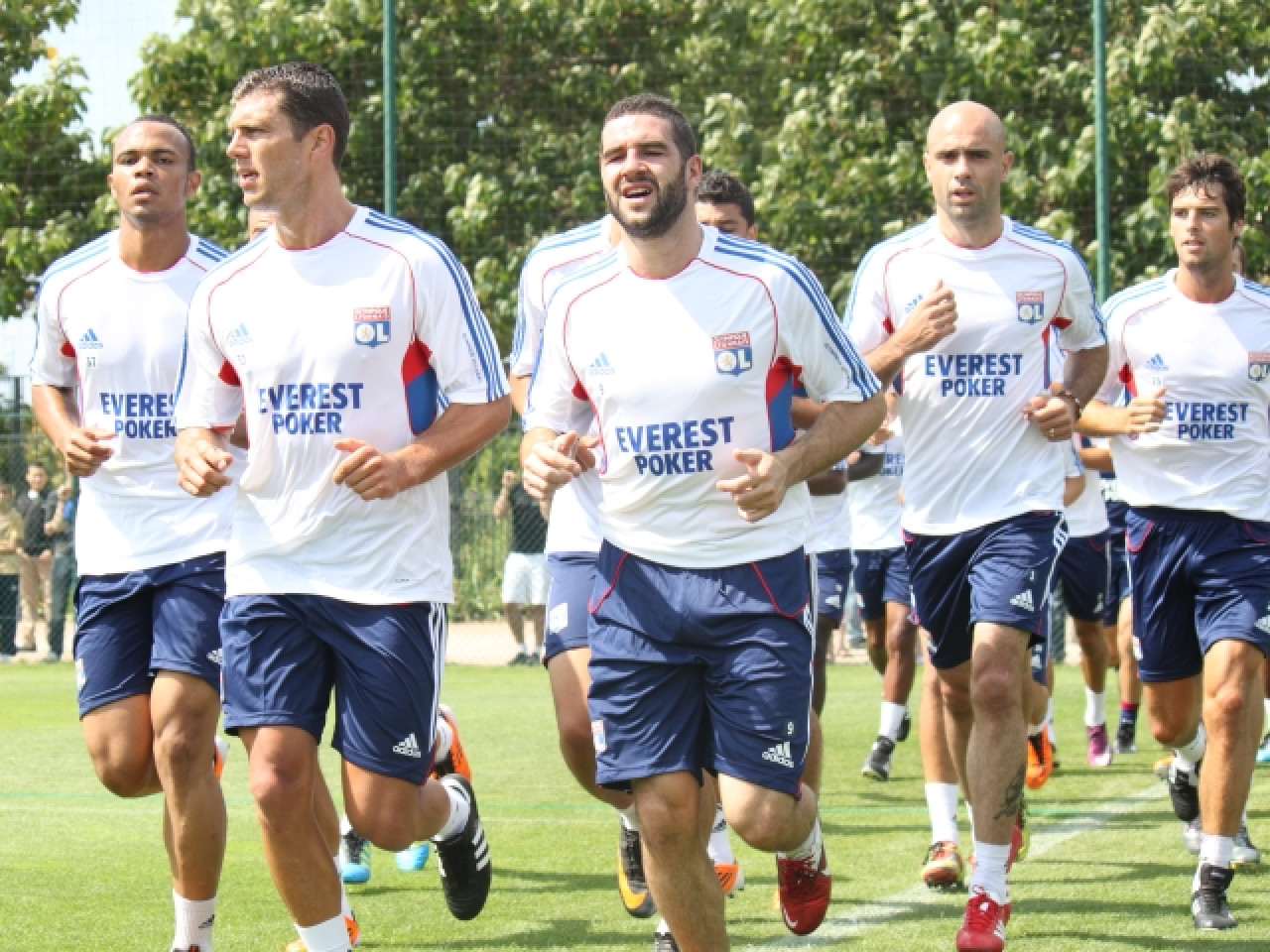 Double dose d’entraînements mardi pour les joueurs lyonnais Double dose d’entraînements mardi pour les joueurs lyonnais