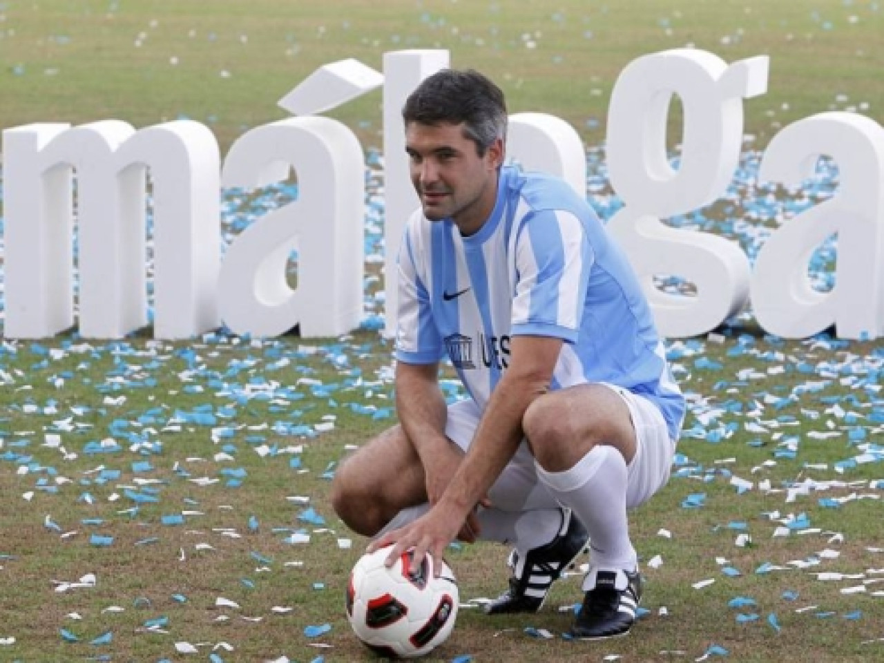 Foot : Jérémy Toulalan a endossé le maillot de Malaga pour la première fois Foot : Jérémy Toulalan a endossé le maillot de Malaga pour la première fois