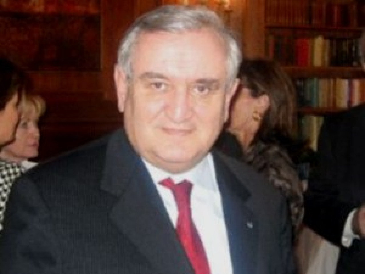 Jean-Pierre Raffarin à Lyon le 29 juin Jean-Pierre Raffarin à Lyon le 29 juin