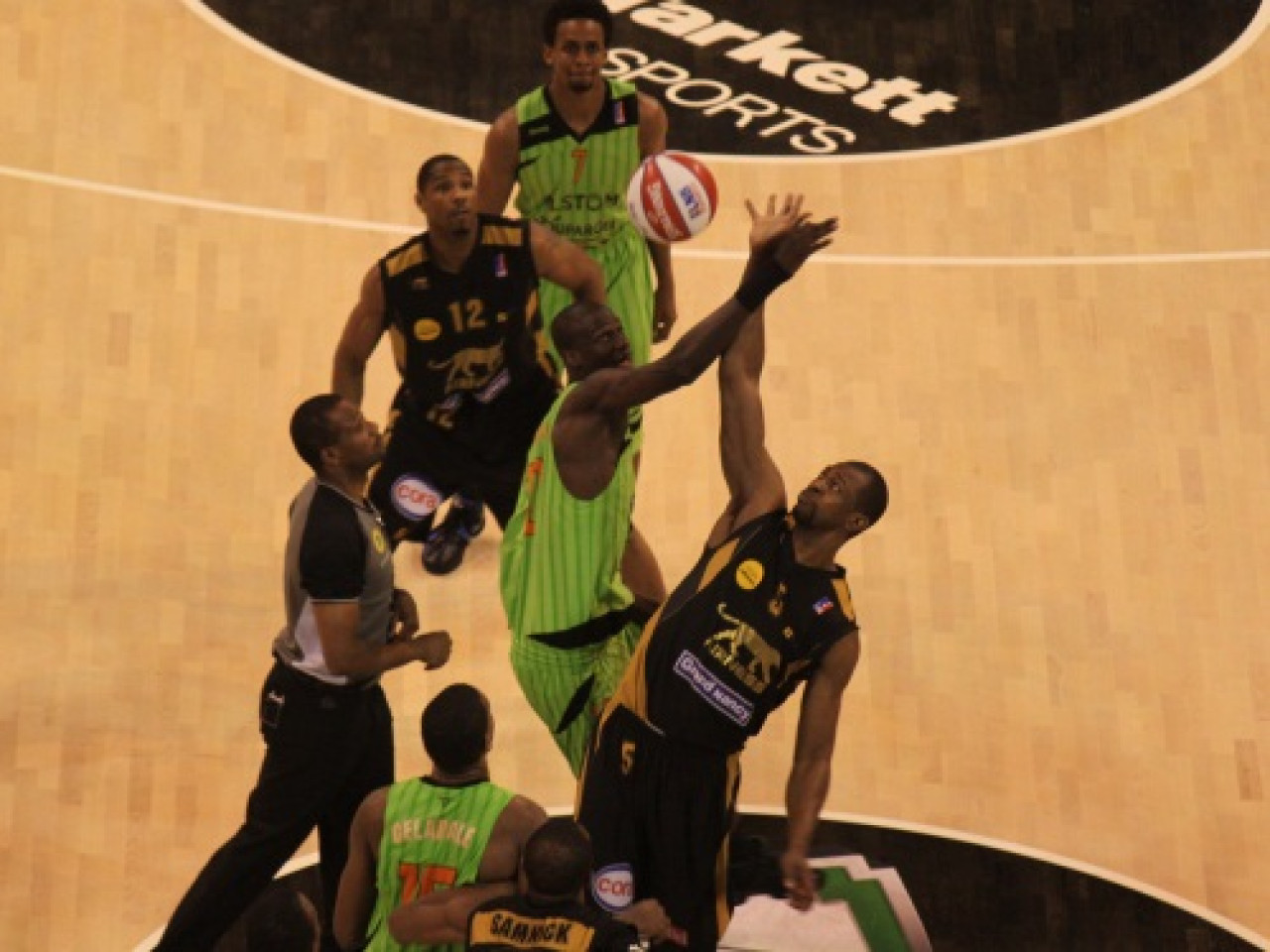 L&rsquo;ASVEL n&rsquo;est plus qu&rsquo;&agrave; une victoire de Bercy