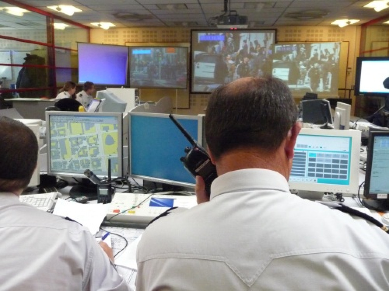 La PJ de Lyon interpelle une femme sous le coup de... 117 mois de prison La PJ de Lyon interpelle une femme sous le coup de... 117 mois de prison