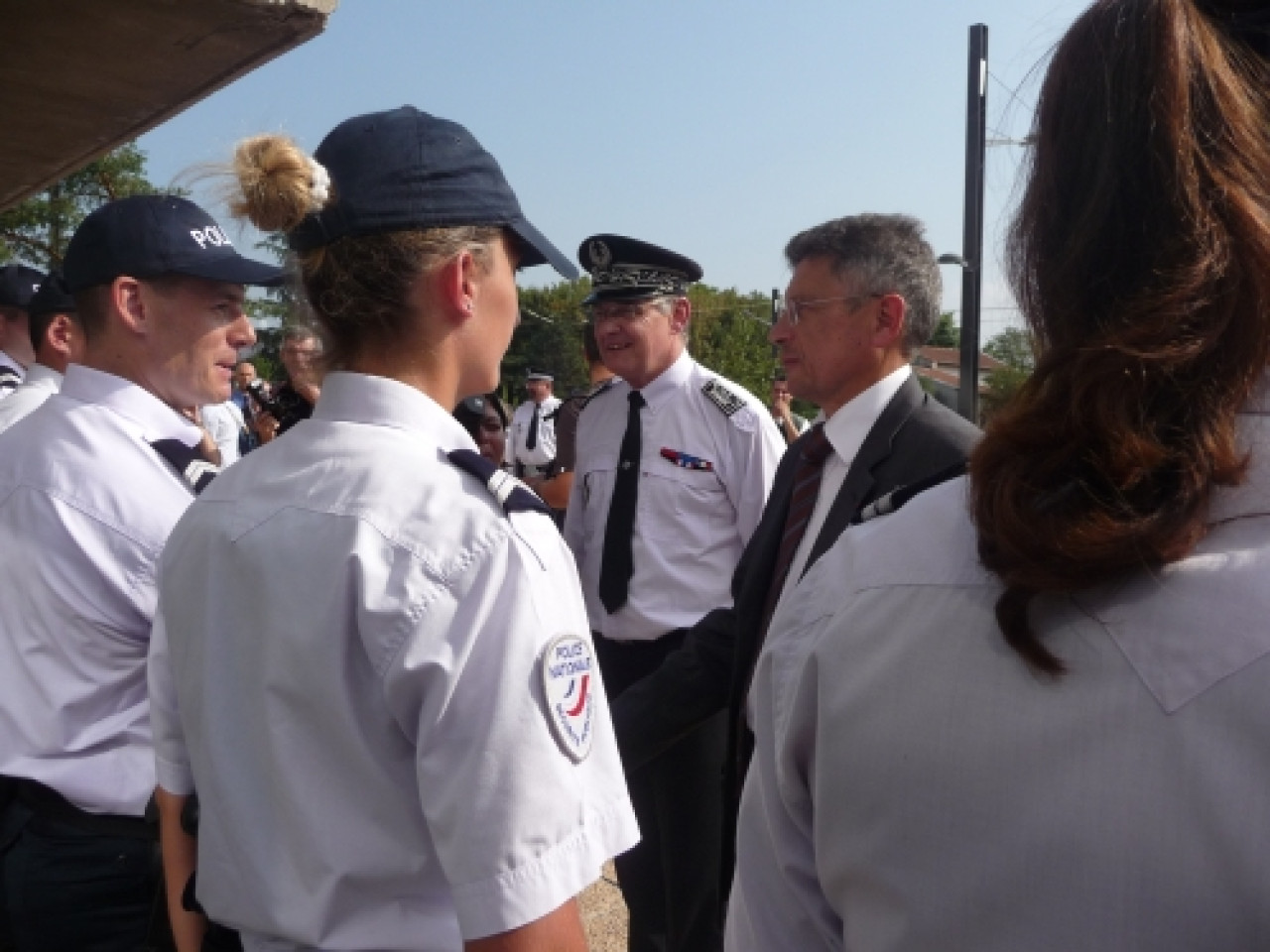 La police rend hommage &agrave; un des siens tu&eacute; par Action Directe