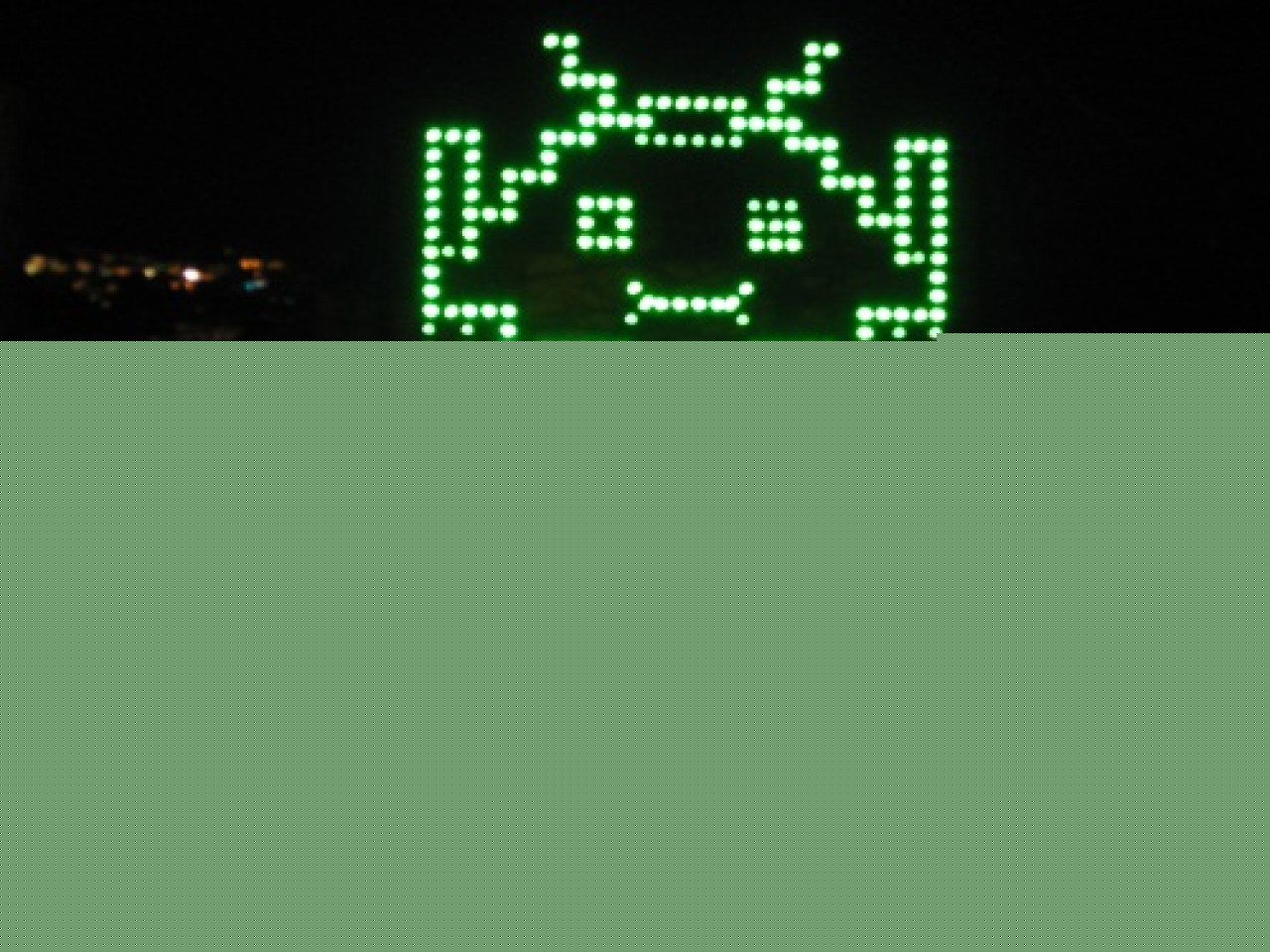 Le coup d’envoi de la Fête des lumières a été donné mercredi soir par Gérard Collomb Le coup d’envoi de la Fête des lumières a été donné mercredi soir par Gérard Collomb