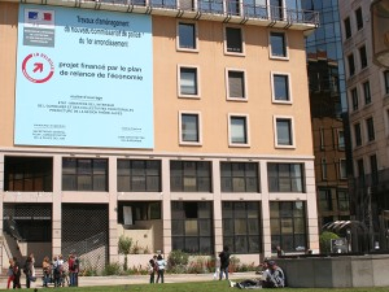 Le nouveau commissariat de la place Louis-Pradel entre en service jeudi Le nouveau commissariat de la place Louis-Pradel entre en service jeudi