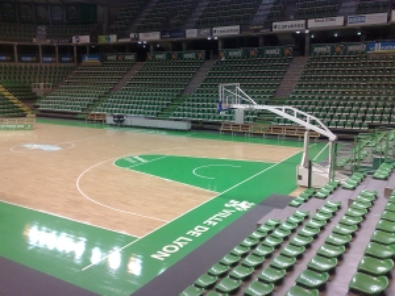 Les Bleus à l’Astroballe en août Les Bleus à l’Astroballe en août