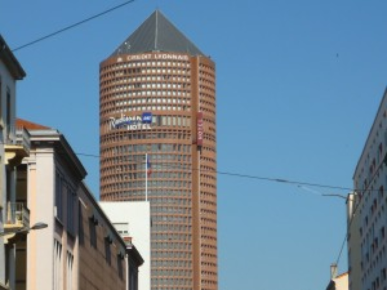 Ne l'appellez plus Tour Crédit Lyonnais ! Ne l'appellez plus Tour Crédit Lyonnais !