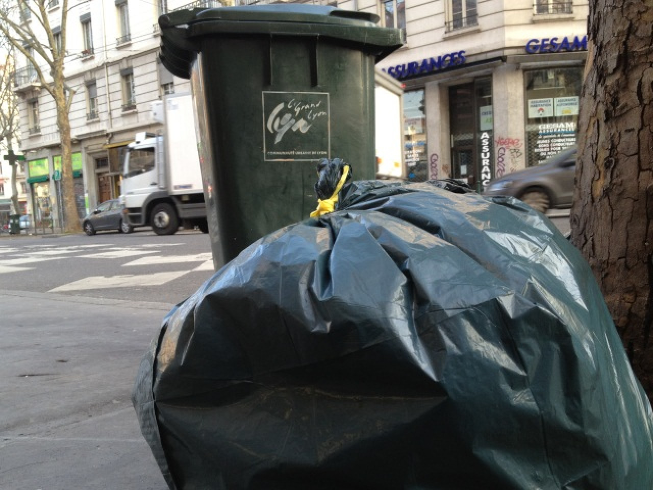 Nouveau bras de fer entre les &eacute;boueurs et le Grand Lyon