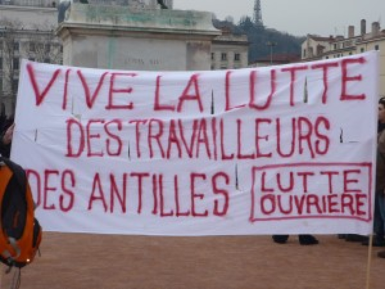 Nouvelle mobilisation de soutien aux travailleurs des DOM-TOM