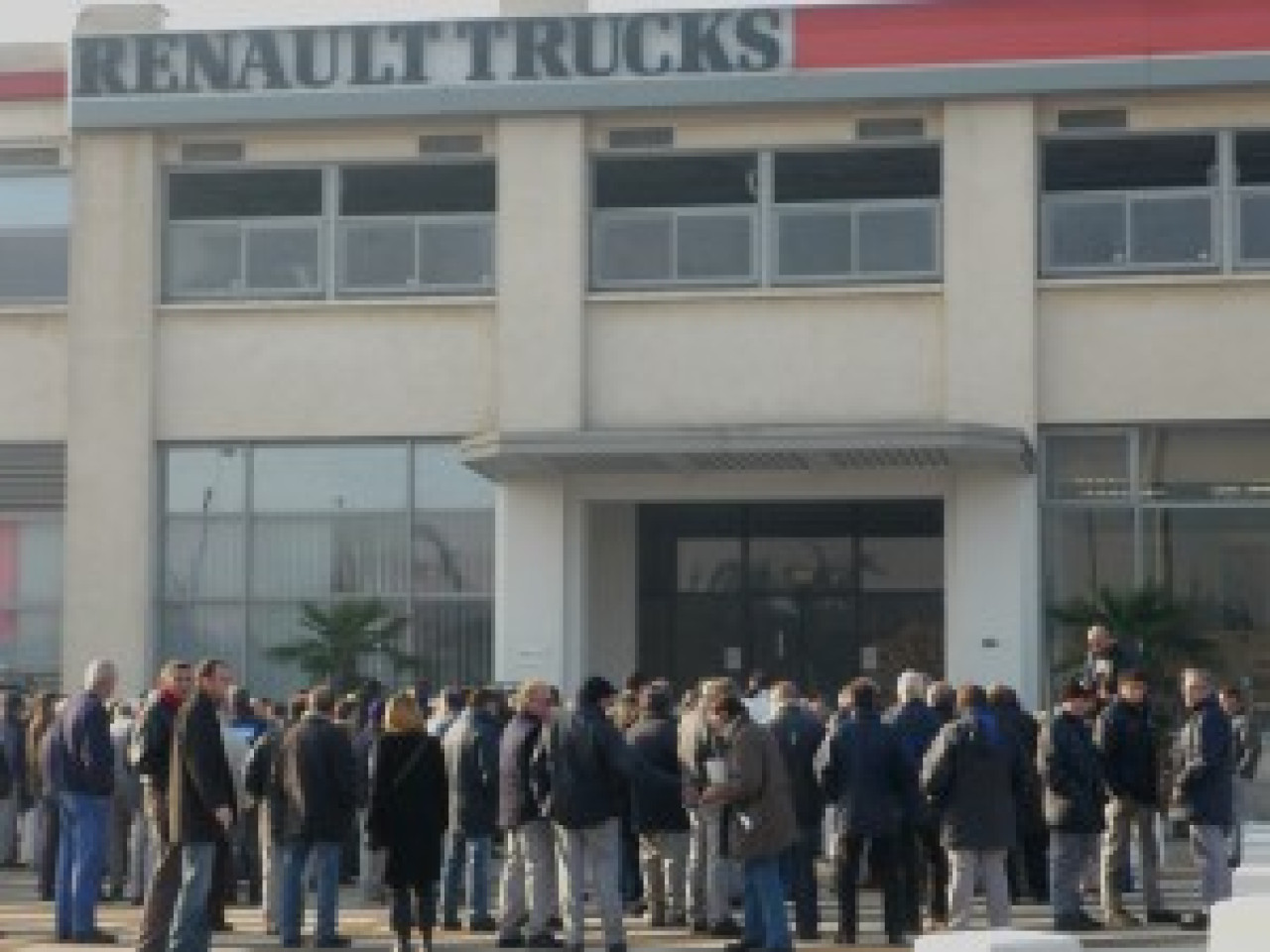 Renault Trucks rallonge sa période de chômage partiel Renault Trucks rallonge sa période de chômage partiel