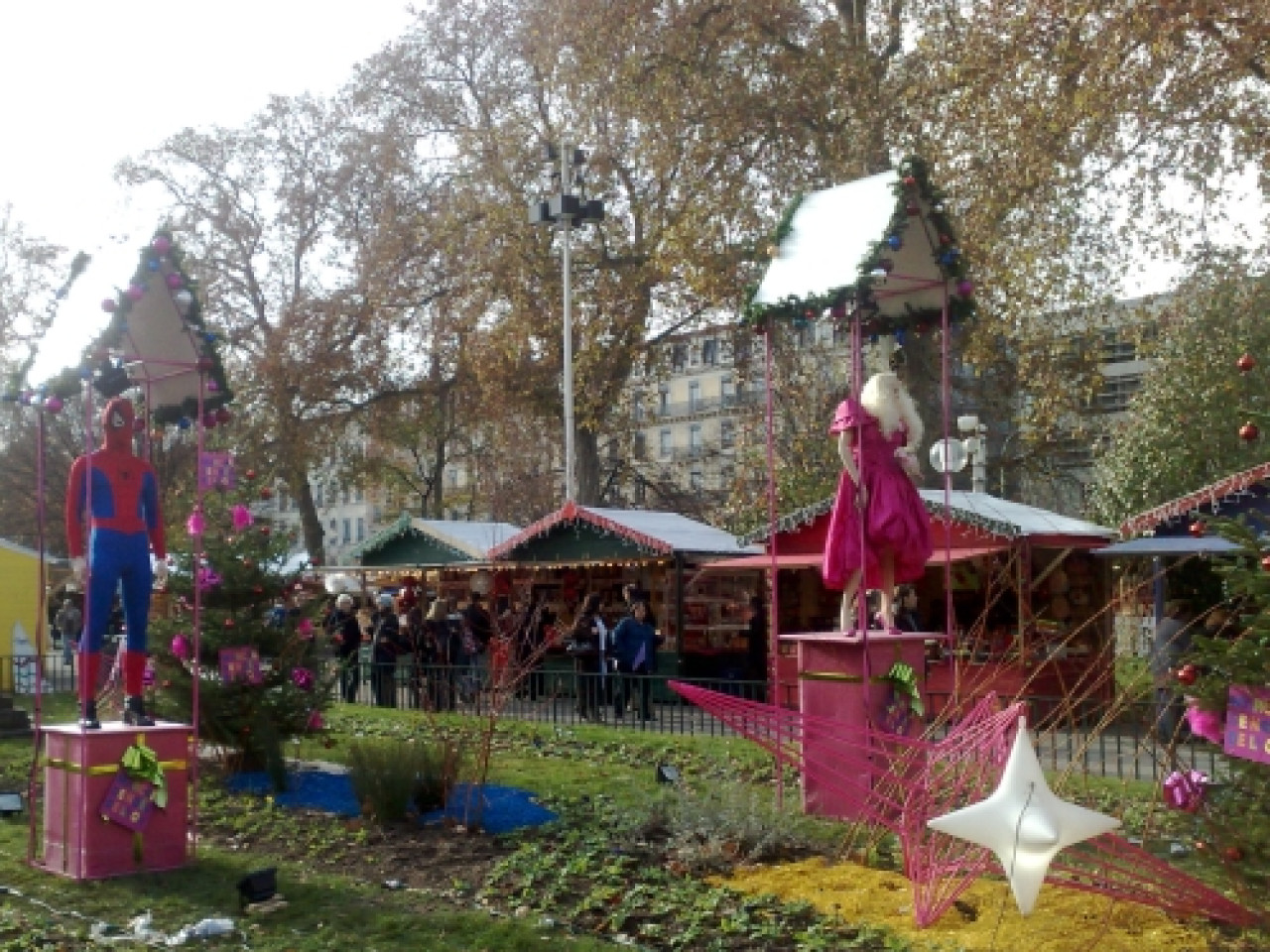 Tentative de vol au march&eacute; de No&euml;l de la Place Carnot