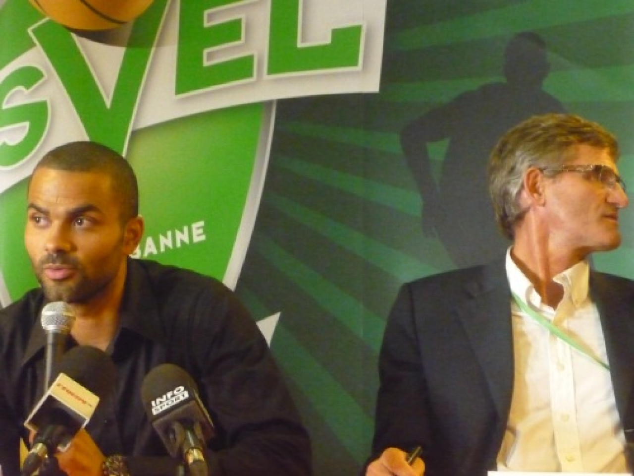 Tony Parker &eacute;tait &agrave; l'Astroballe
