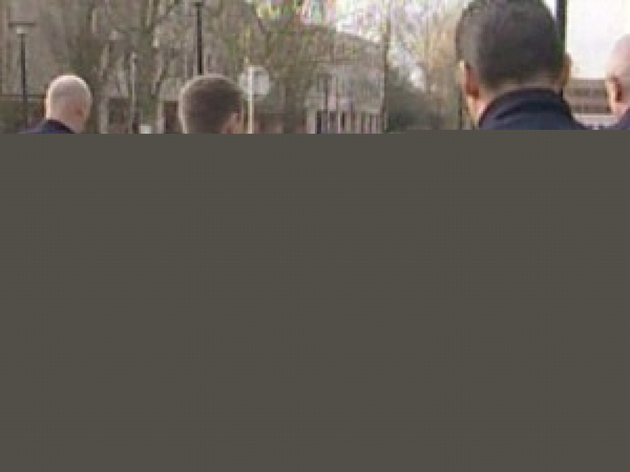 Un Lyonnais soupçonné d'être lié à Al-Qaïda mis en examen et écroué Un Lyonnais soupçonné d'être lié à Al-Qaïda mis en examen et écroué