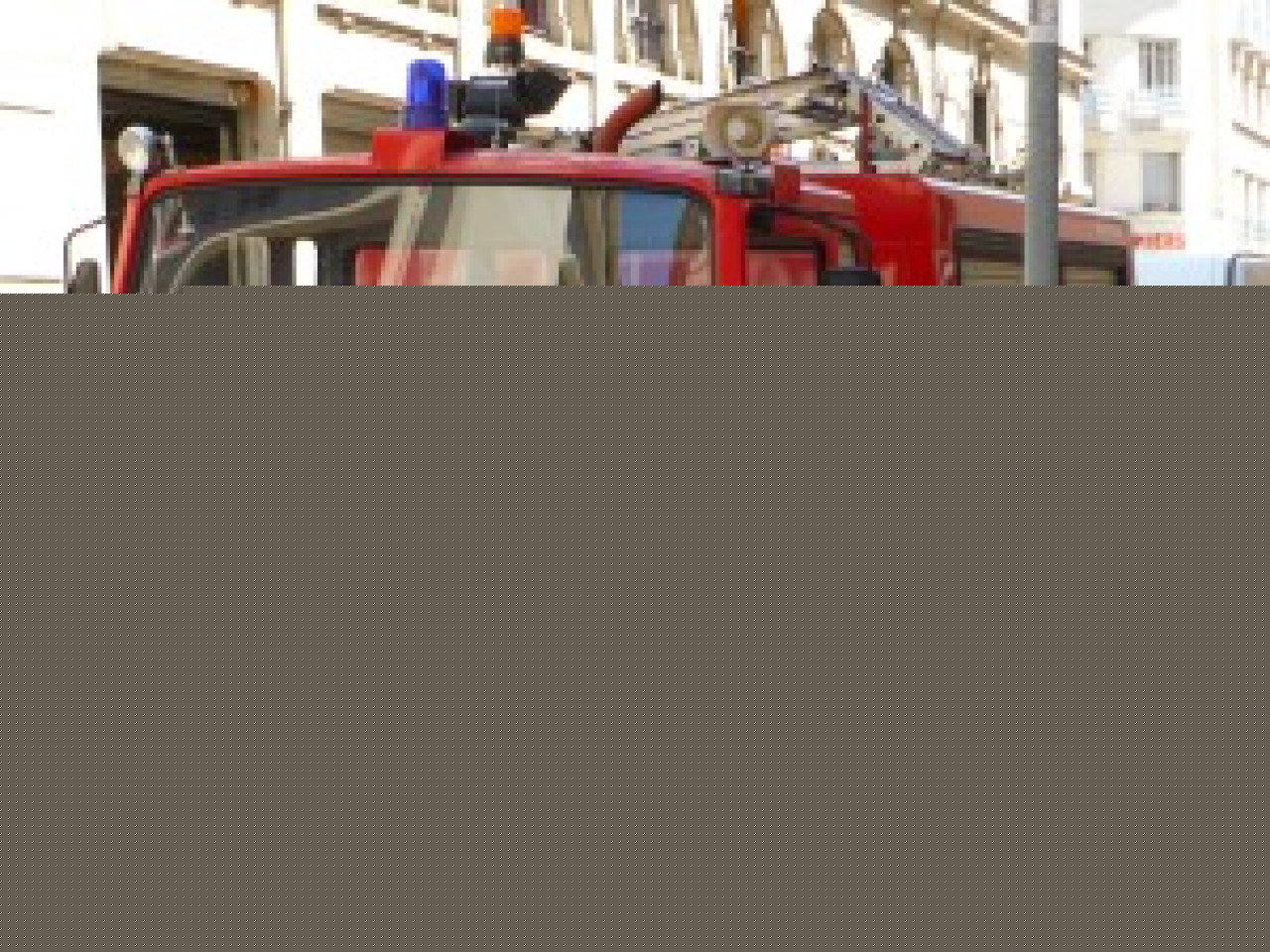 Un centre commercial de Vénissieux touché par un incendie Un centre commercial de Vénissieux touché par un incendie