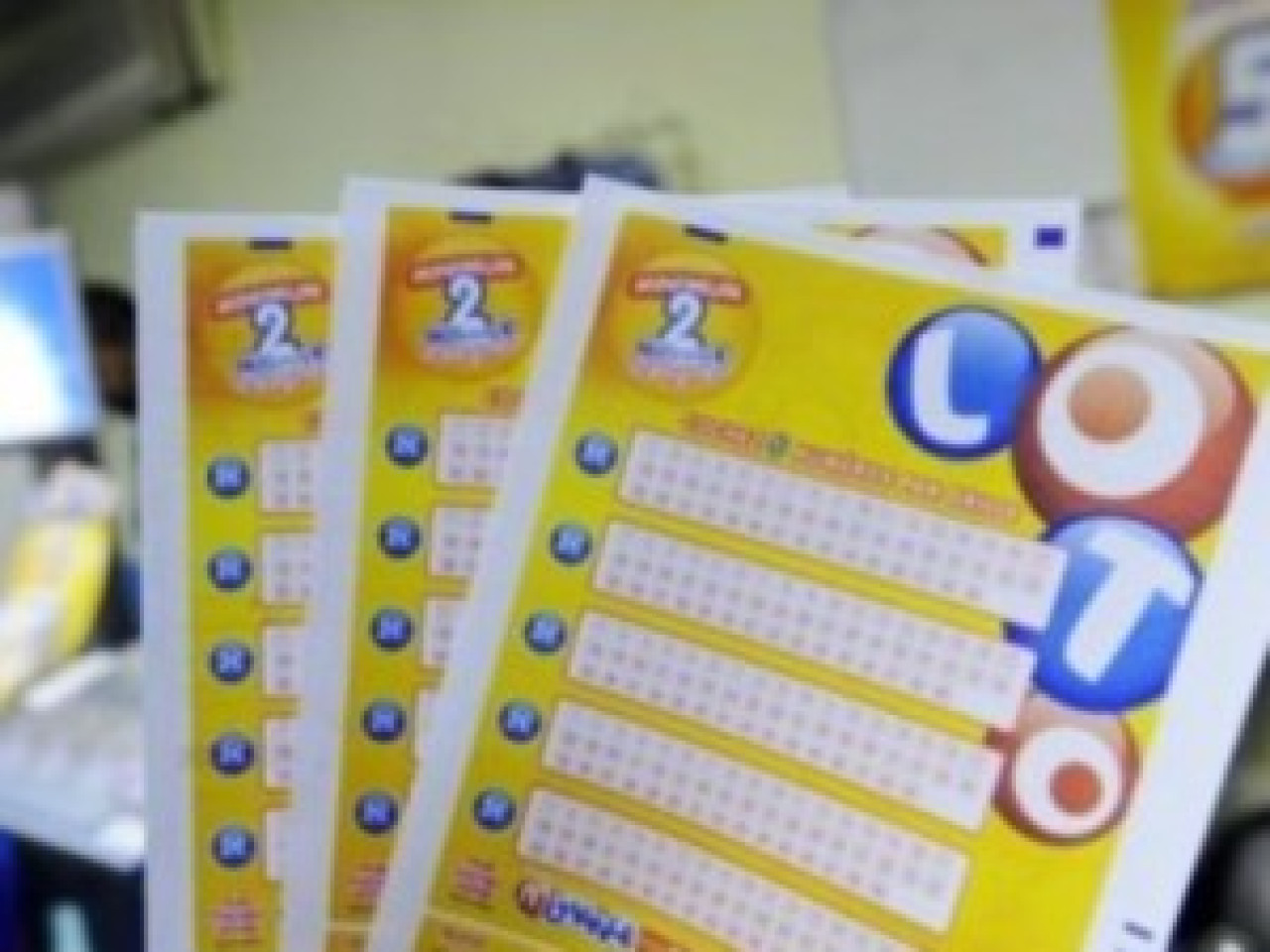 Un couple de Lyonnais gagne 7 millions d'euros au Loto