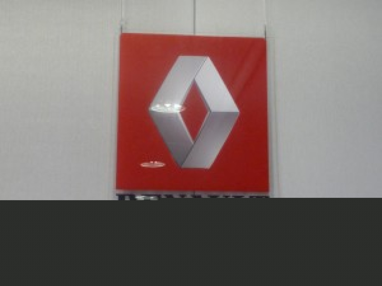 Un gros chèque pour Renault Trucks Un gros chèque pour Renault Trucks