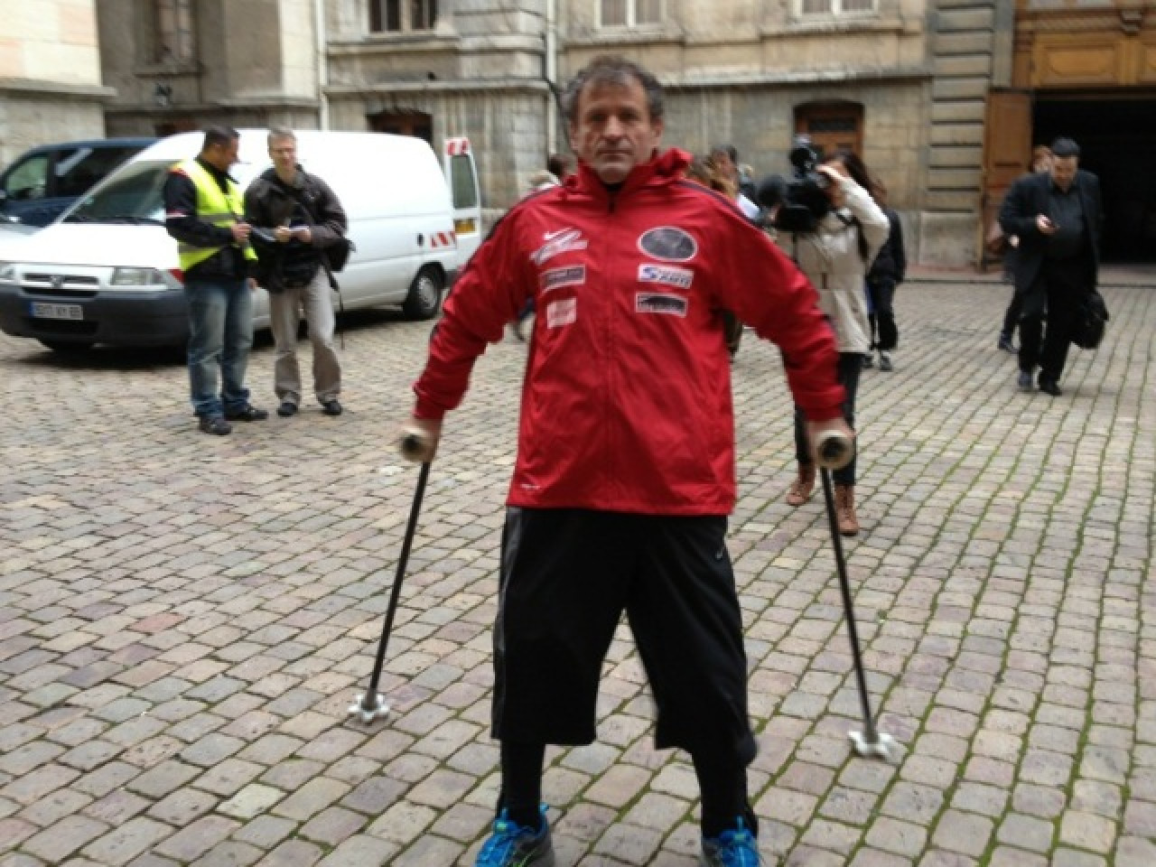 Un parapl&eacute;gique qui fait une travers&eacute;e de France de passage &agrave; Lyon