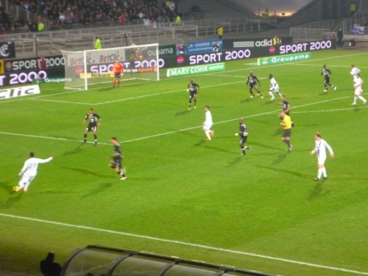 Une d&eacute;faite &agrave; Sochaux qui ralentit l'OL