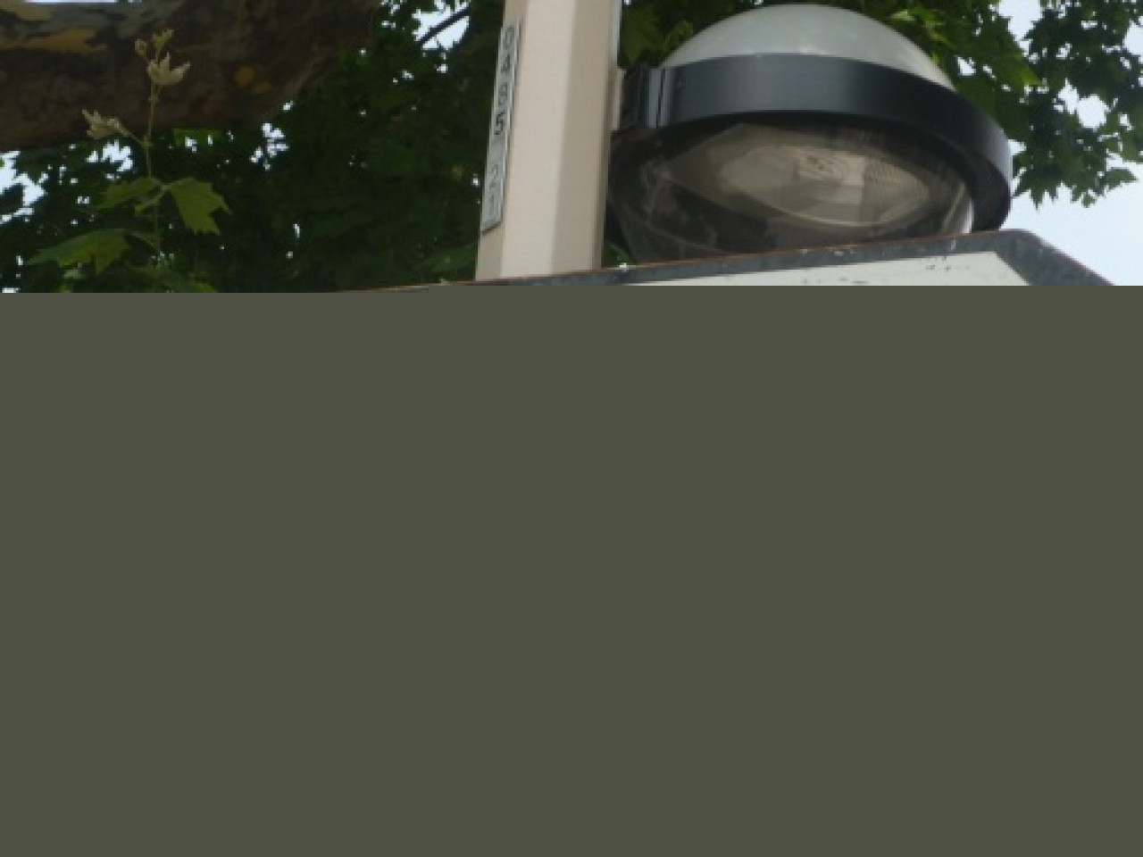 Saint-Fons: il tente d'égorger son ex-femme en pleine rue Saint-Fons: il tente d'égorger son ex-femme en pleine rue