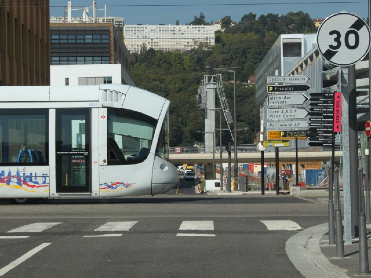 Le tram T1 perturb&eacute; par un incident technique